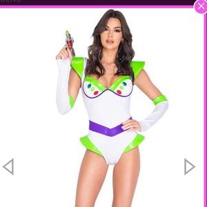 Buzz light year costume with gun
